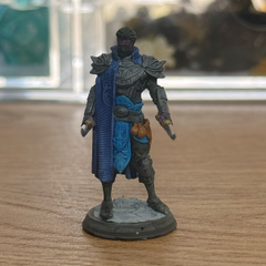 Drow Rogue Mini · PC or Villain Painted Mini · 28mm