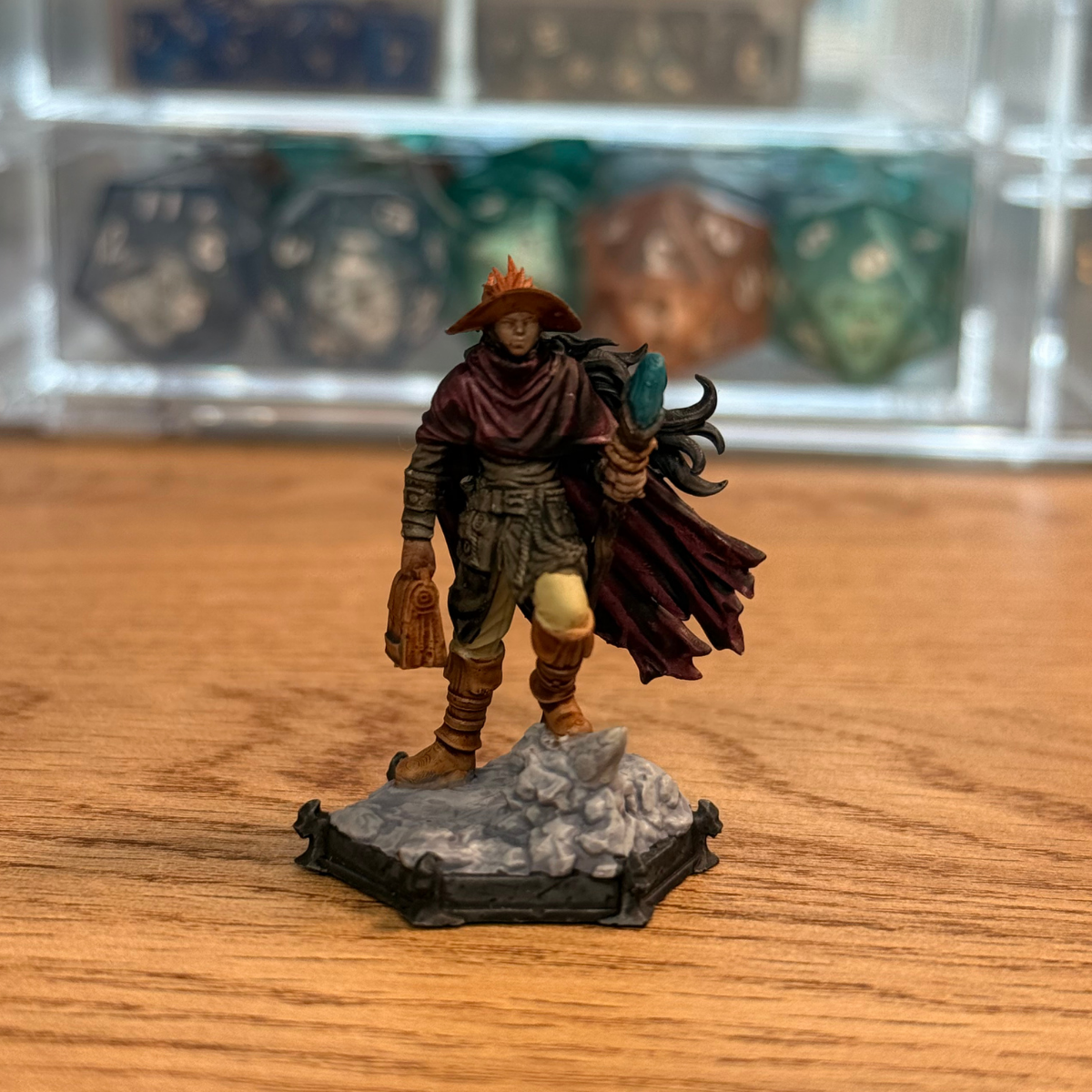 Human or Elf Adventurer · Painted Mini · 32mm