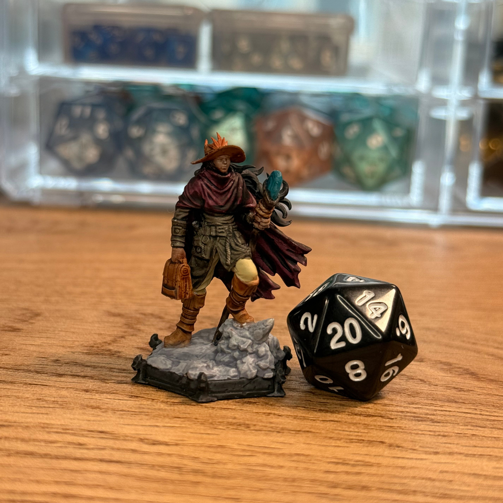 Human or Elf Adventurer · Painted Mini · 32mm