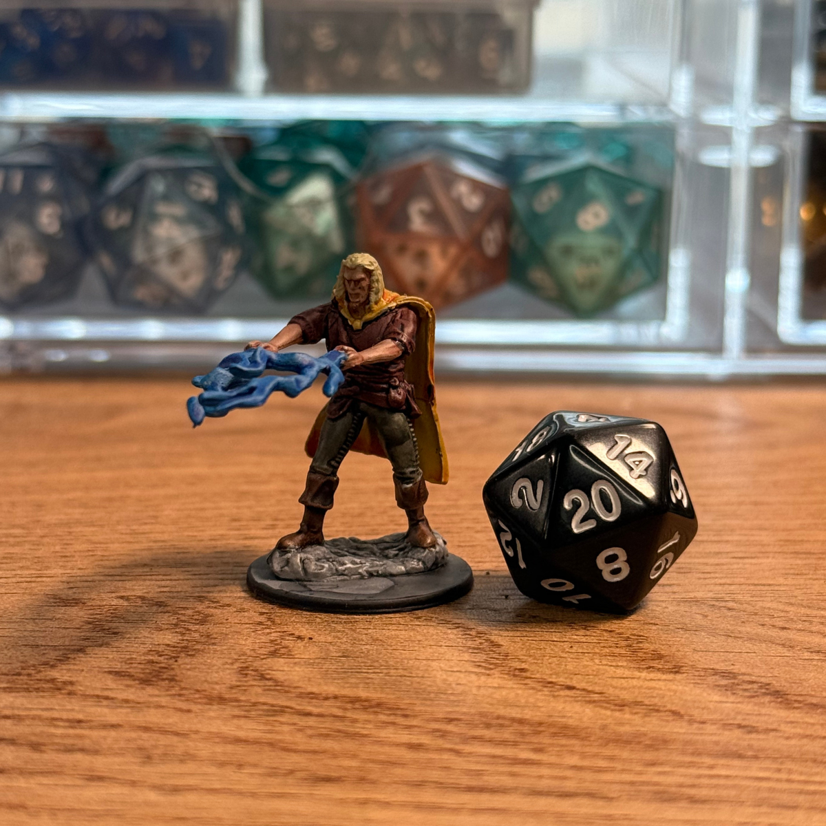 Male Wizard · PC Painted Mini · 28mm