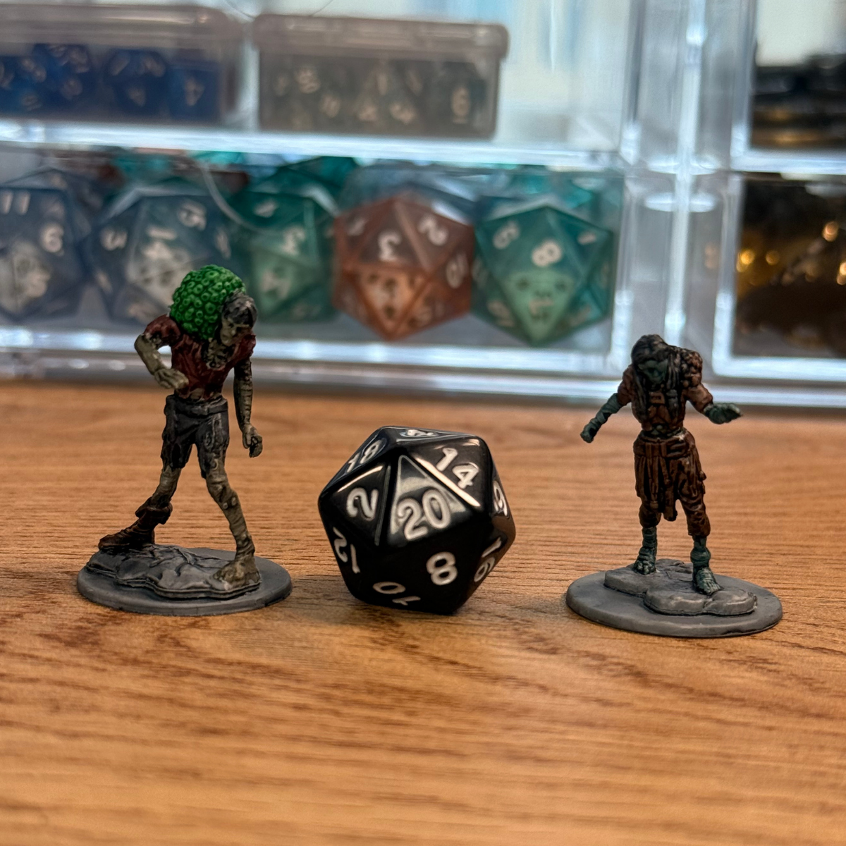 2 Pack Zombies · Painted Minis · 28mm