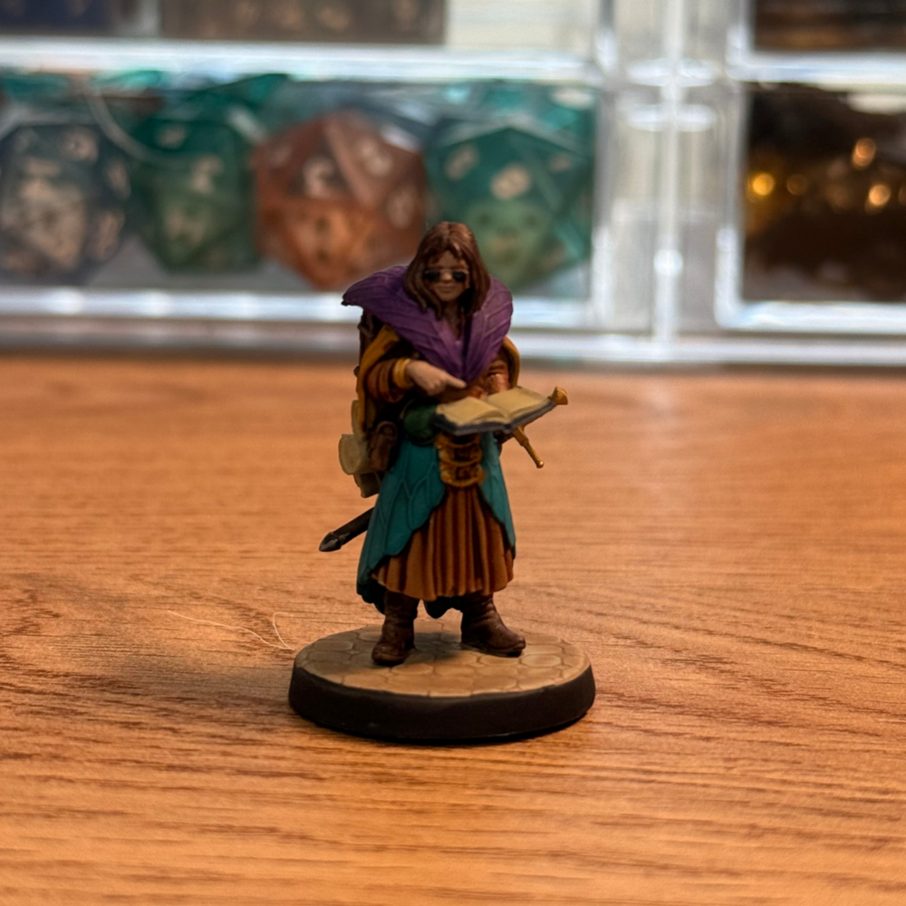 Eccentric Adventurer · Painted Mini · 32mm