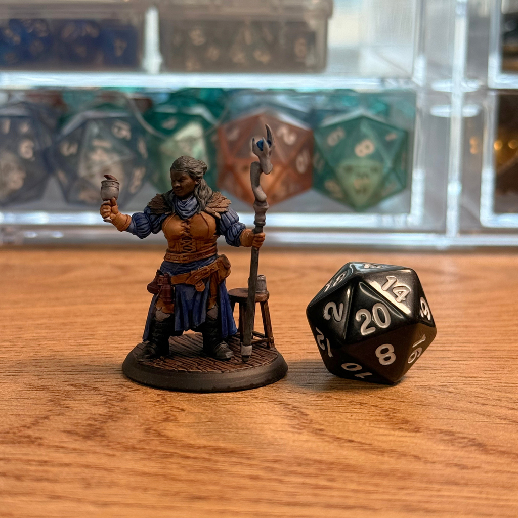 Female Cleric · PC Painted Mini · 32mm