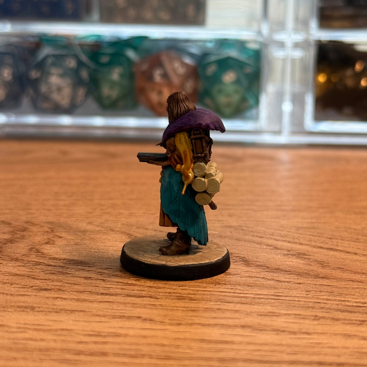 Eccentric Adventurer · Painted Mini · 32mm