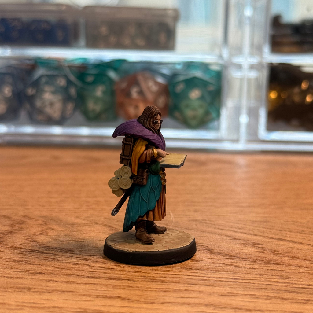 Eccentric Adventurer · Painted Mini · 32mm