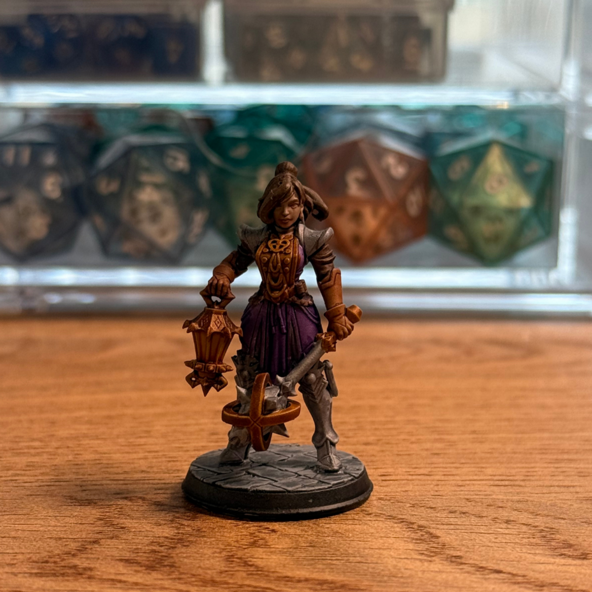 Female Human or Halfling Paladin · PC Painted Mini · 32mm